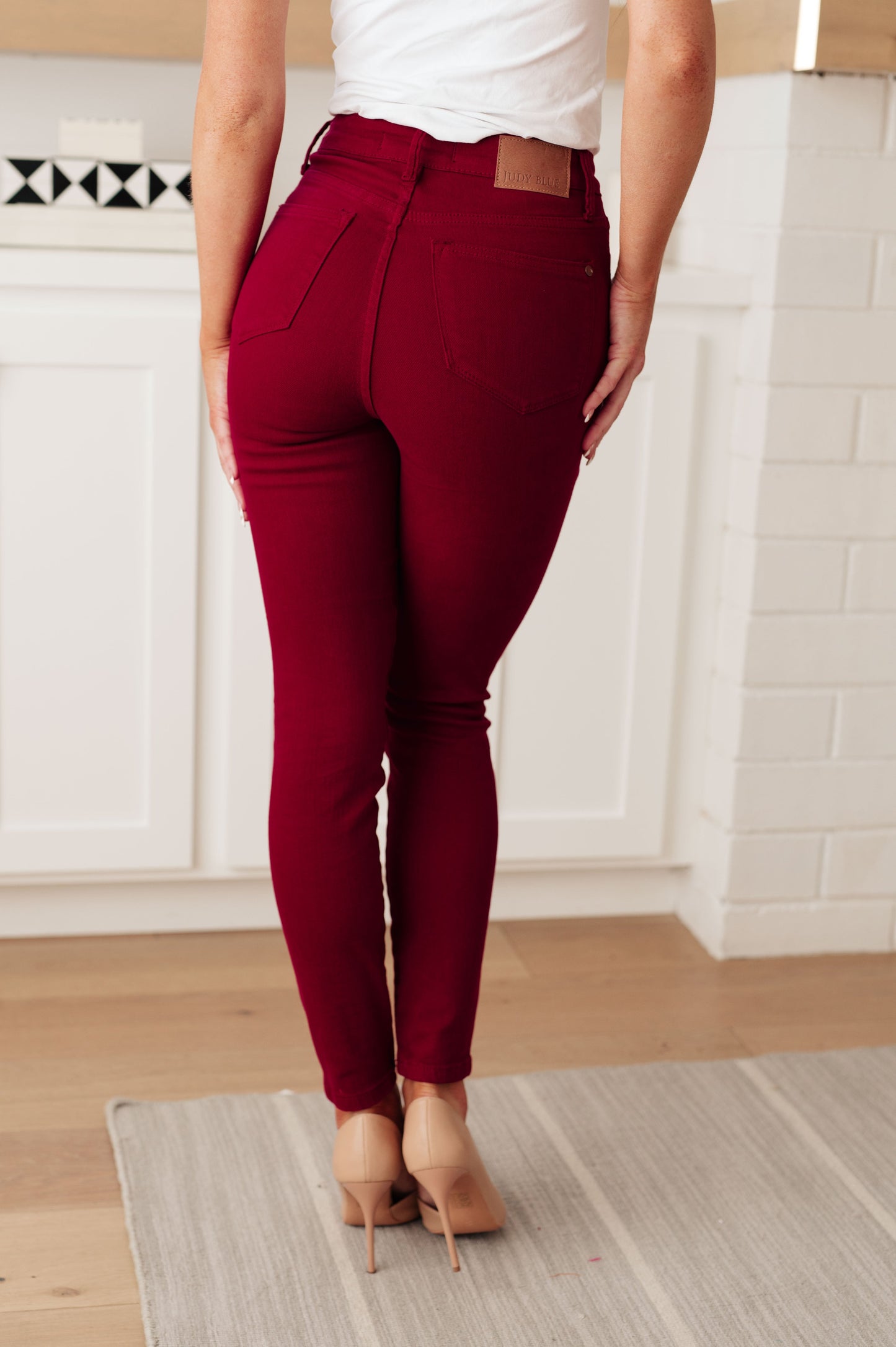 Judy Blue - Wanda High Rise Control Top Skinny Jeans Scarlet